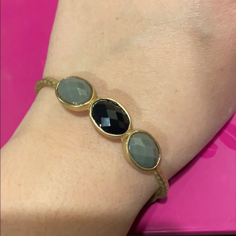 Bangle bracelet - Picture 2 of 3